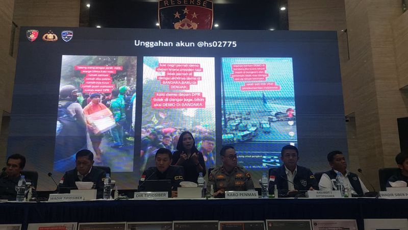 Bareskrim Polri dan Polda Metro Jaya menangkap 7 tersangka pelaku provokasi dan penghasutan massa untuk melakukan kericuhan di sejumlah lokasi. Dasar Polri menetapkan tersangka dan menangkap karena unggahan mereka di media sosial (medsos) mengandung usur pidana.