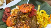 Ukuran udangnya besar dan menyatu dengan rasa kari khas Malaysia. Rasanya familiar seperti kuah gulai dari Indonesia. Foto: detikFood