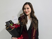 Evelina Tan Lulus S2, Harap Bisa Jadi Pengajar Komunikasi