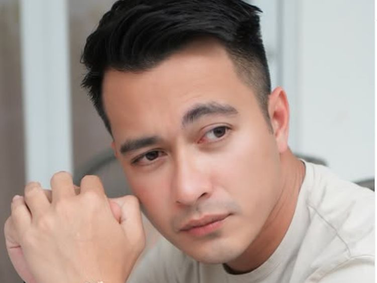 Potret Eza Gionino, Pesinetron dan Raja FTV Kelahiran Samarinda