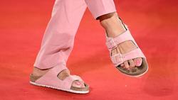 Cara Bedakan Sandal Birkenstock Asli vs Palsu, Kenali Ciri Footbed Ikonisnya