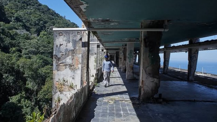 Gedung Mangkrak 7 Dekade Kembali Dibangun Gedung mangkrak 7 dekade di Brazil akhirnya kembali dibangun.