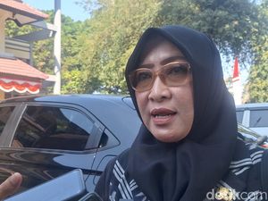 Lolos Seleksi di Inspektorat NTB, Baiq Nelly Tampik Faktor Kedekatan Keluarga
