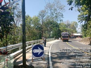 Jalur Gumitir Kembali Dibuka, Khofifah Ungkap Hal Ini