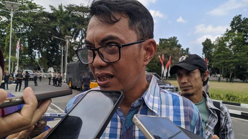 Kabid Minerba Dinas ESDM NTB, Iwan Setiawan, saat ditemui di kantor Gubernur NTB, Kamis (4/9/2025). (Ahmad Viqi/detikBali)