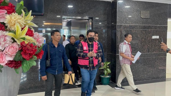 Kejati Sulsel Tangkap Pegawai Bank di Parepare Tilap Duit Nasabah Rp 2,2 M untuk Kripto-Bayar Utang