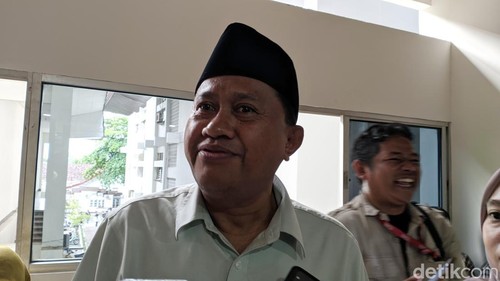 Kepala Dinas Kelautan dan Perikanan NTB Muslim