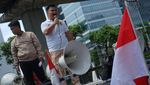 Massa Partai Berkarya Desak Kemenkumham Sahkan Hasil Munas