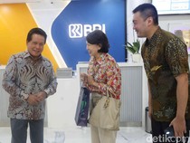 Momen Hangat Dirut BRI Menyapa Nasabah di Hari Pelanggan Nasional