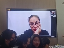 Video Sidang Ditunda, Nikita Mirzani: Saya Kurang Sehat, Crown Gigi Pecah