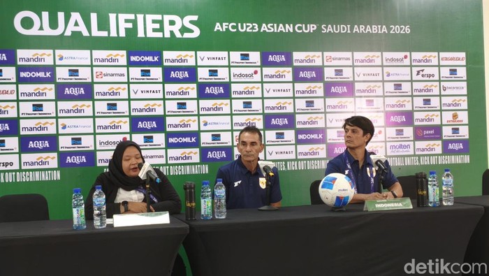 Pelatih Timnas Indonesia U-23 Gerald Vanenburg