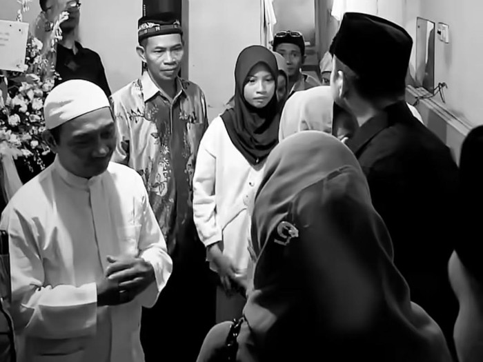 Raffi Ahmad mendatangi rumah Affan Kurniawan bersama Amy Qanita.