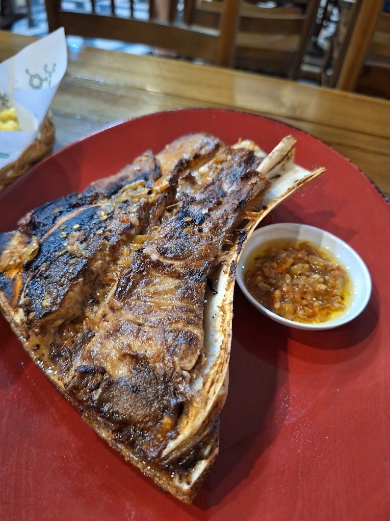 Rekomendasi tempat makan rahang tuna bakar khas Manado di Jakarta