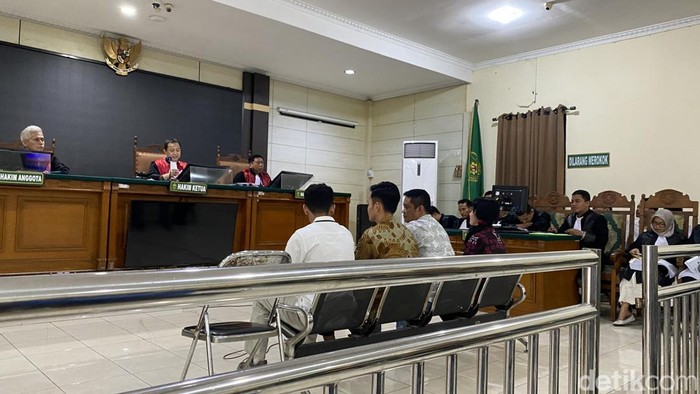 Sejumlah saksi dihadirkan dalam persidangan kasus kericuhan saat May Day di Semarang, Kamis (4/9/2025).