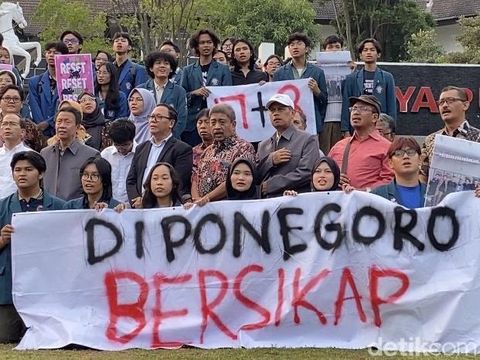 Sivitas Akademika Universitas Diponegoro (Undip) menyatakan sikap di Widya Puraya Undip, Kota Semarang, Kamis (4/9/2025).
