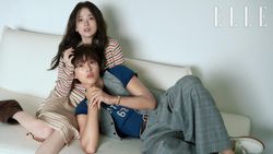 Foto Song Joong Ki Bikin Geger, Dikira Bareng Song Hye Kyo