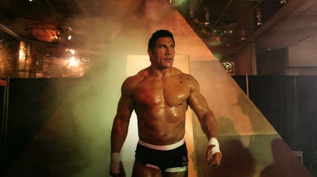 Cuplikan adegan Dwayne Johnson di The Smashing Machine.