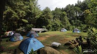 Kemping di akhir pekan