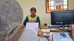 Potret Warga Ponorogo Bayar Pajak Pakai Pisang