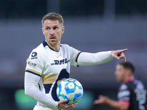 Giorgio Armani Wafat, Kutukan Aaron Ramsey Berlanjut?