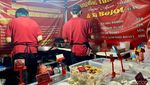Jajan Cireng Prasmanan Viral di Depok yang Bisa Laris 1.000 Buah Sehari