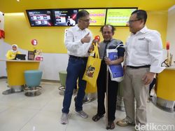 Hari Pelanggan Nasional Jadi Ajang Dengar Aspirasi dan Berbagi Kebahagiaan