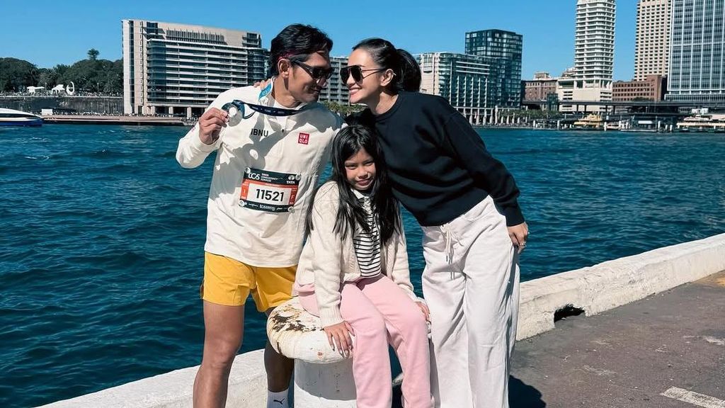 Cerita Coretan Istimewa Sepatu Ibnu Jamil di Sydney Marathon