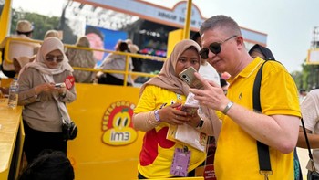 IM3 pun menyiapkan bundling kartu perdana Satspam dengan tiket untuk 5.000 orang, serta promo paket internet mulai Rp35.000 yang sudah termasuk fitur Satspam tanpa biaya tambahan, lengkap dengan merchandise eksklusif. Foto: Agus Tri Haryanto