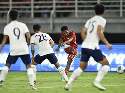 Penampilan Apik Beckham Putra dan Makna Nomor 25