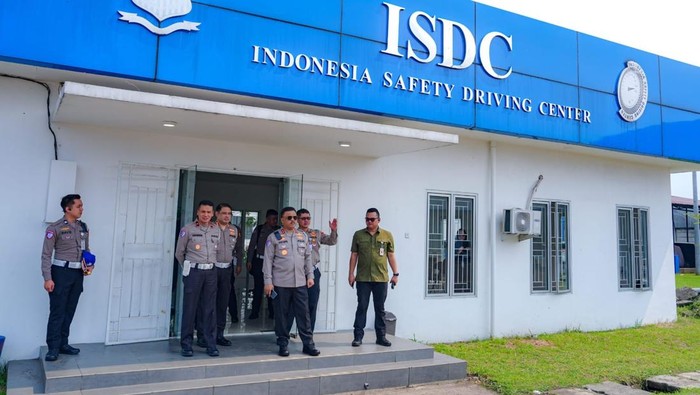 Korlantas Polri menghadirkan Indonesia Safety Driving Center (ISDC). (dok. Korlantas)