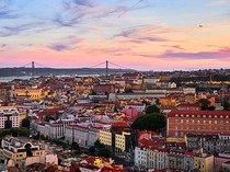 Studi Ungkap Destinasi Liburan Paling Bikin Bahagia di Dunia, Lisbon Juaranya