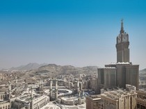 Potret Masjid Terbesar Dunia di Kota Kelahiran Nabi Muhammad SAW