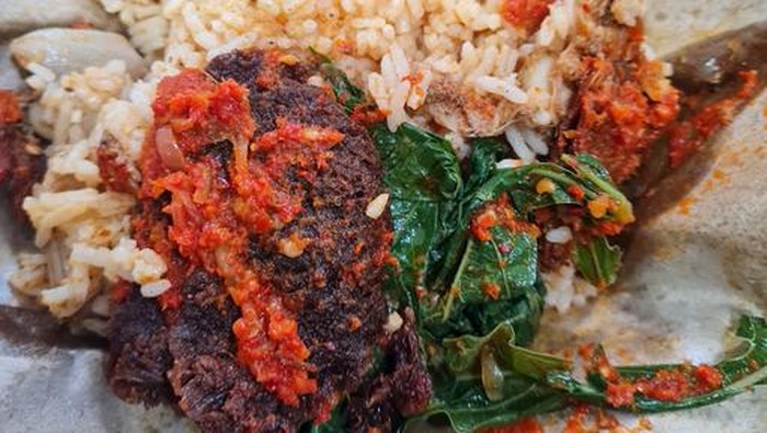 Nasi Padang bungkus
