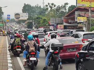 Long Weekend Arus Lalin Meningkat, One Way Arah Puncak Diterapkan