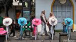 Ontel Warna-Warni Jadi Primadona Wisatawan di Kota Tua Jakarta