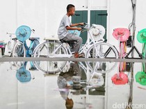 Ontel Warna-Warni Jadi Primadona Wisatawan di Kota Tua Jakarta