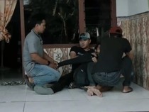 Maling Motor Relawan PMI Bangkalan Dibekuk Polisi Saat Santai di Rumah