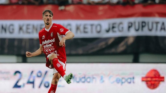 Pemain Bali United, Tim Receveur. (Foto: Instagram @timreceveur)