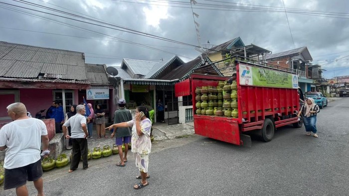 Pertamina Patra Niaga Sumbagsel menggelar operasi pasar di Rejang Lebong.