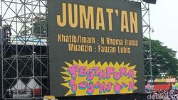 Pestapora 2025 Beda: Mulai Pagi-Jumatan Bareng H Rhoma Irama Pestapora 2025 Beda: Mulai Pagi-Jumatan Bareng H Rhoma Irama