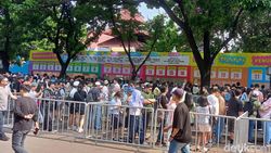Pestapora 2025 Beda: Mulai Pagi-Jumatan Bareng H Rhoma Irama Pestapora 2025 Beda: Mulai Pagi-Jumatan Bareng H Rhoma Irama