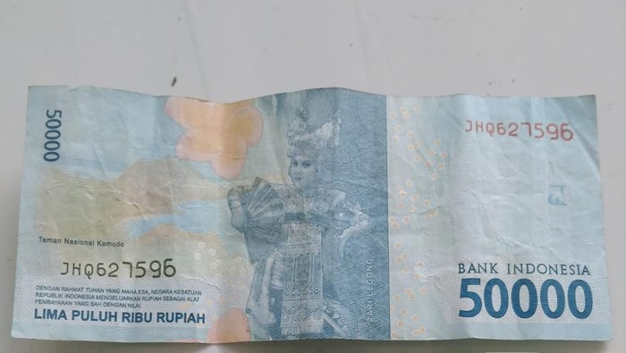 Setoran retribusi DLH Pohuwato ditolak bank gegara temuan uang palsu Rp 50 ribu.
