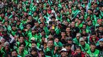Solidaritas di Jalanan: Perjuangan dan Harapan Ojol di Tengah Gejolak Sosial