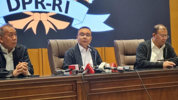 Konferensi pers pimpinan DPR terkait penghentian tunjangan perumahan anggota DPR. (Wakil Ketua DPR dari Fraksi Gerindra Sufmi Dasco Ahmad)