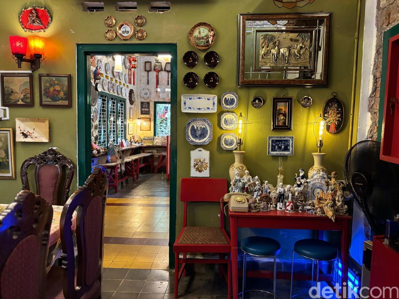 Warung Roekoen