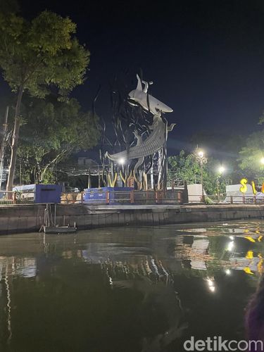 Wisata Susur Perahu Kalimas