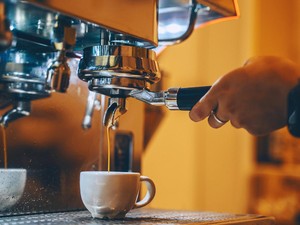7 Minuman Kopi yang Cocok Buat Tiap Zodiak, Aries dapat Espresso Shot!