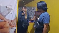 Waria Mojokerto Jualan Video Porno Sesama Jenis, Aktornya Dia Sendiri(00)