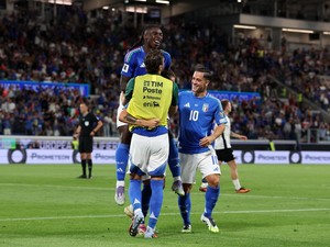 Italia Vs Estonia: Azzurri Pesta 5-0