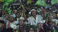 Jakarta Bershalawat yang diikuti ribuan warga dilaksanakan dalam rangka memperingati Maulid Nabi Muhammad SAW 1447 H sekaligus doa untuk bangsa. ANTARA FOTO/Fakhri Hermansyah